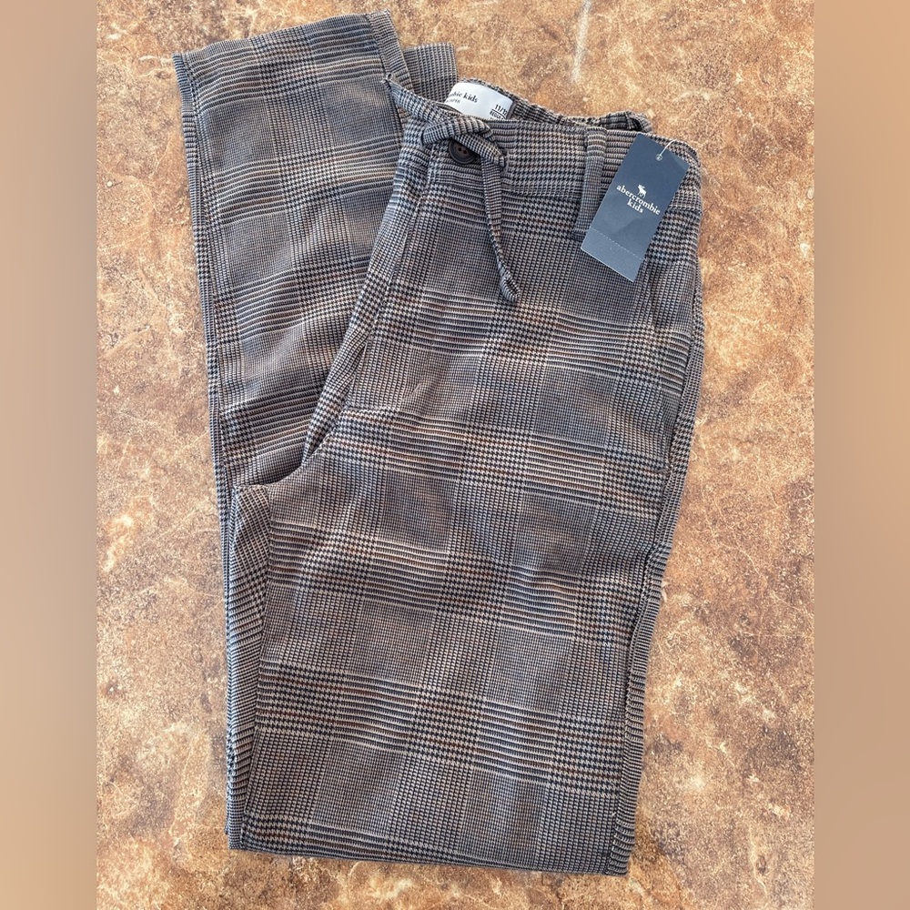 Abercombie & Fitch Kids pull on taper pants